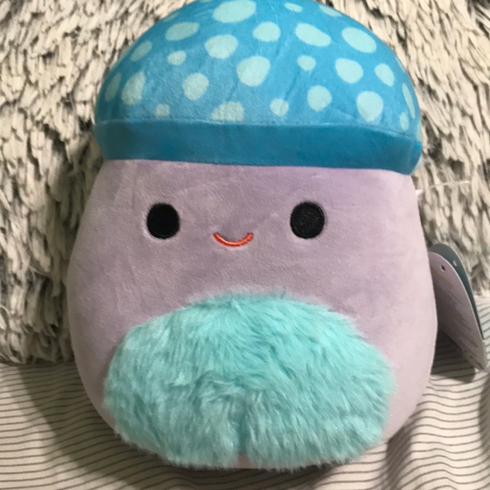 NWT Pyle the mushroom 🍄 Squishmallow 8"